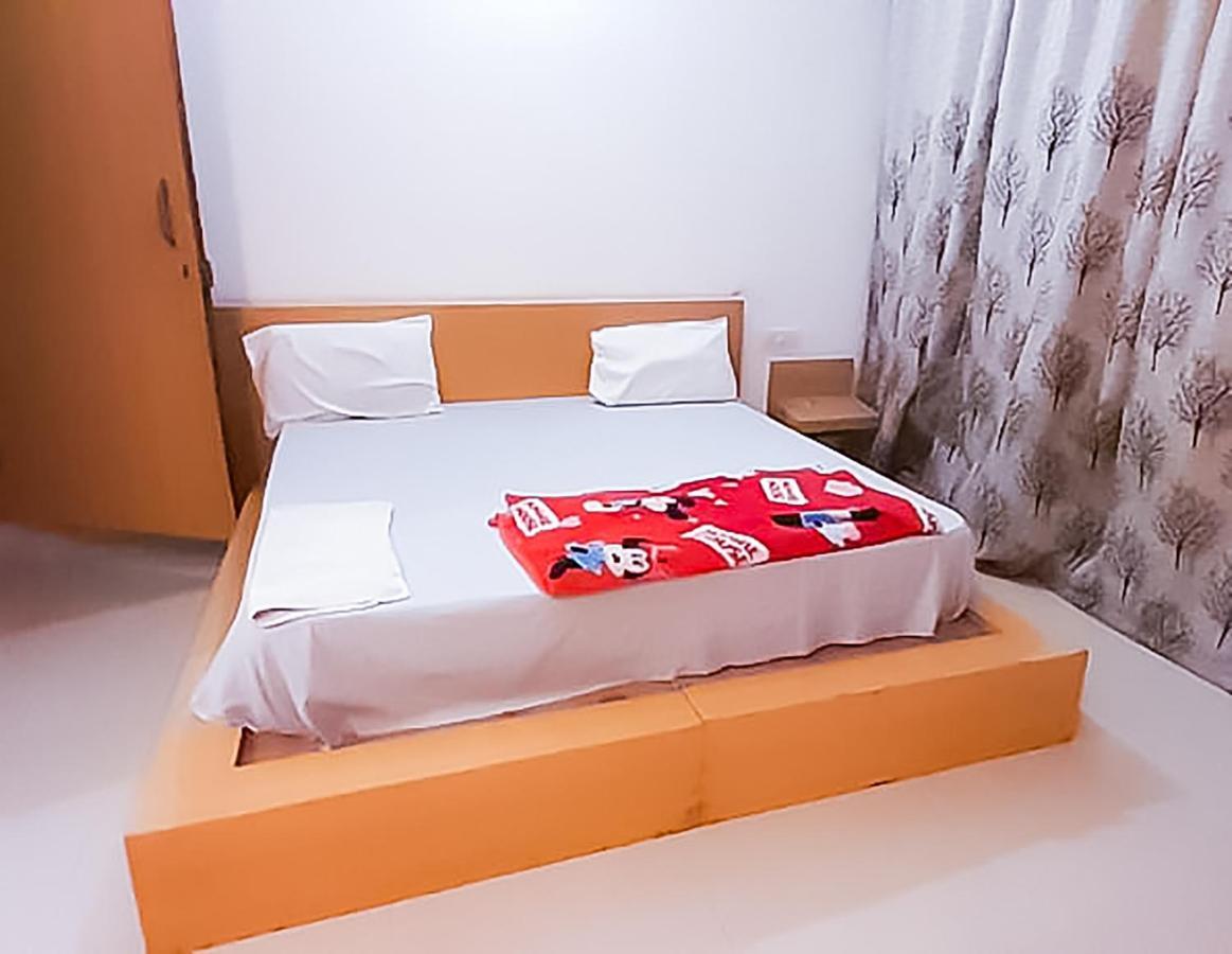 Roomshala 110 Hotel Mulaqaat - Shiv Nadar University Dadri Экстерьер фото